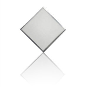 LED-kantbelyst akrylplade